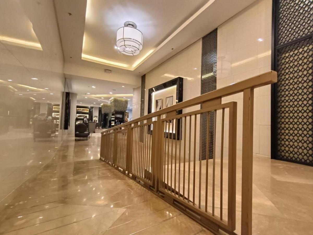 Penthouse Studio At Fame Residence 41St Floor, Shangrila-Megamall Manila Exterior photo