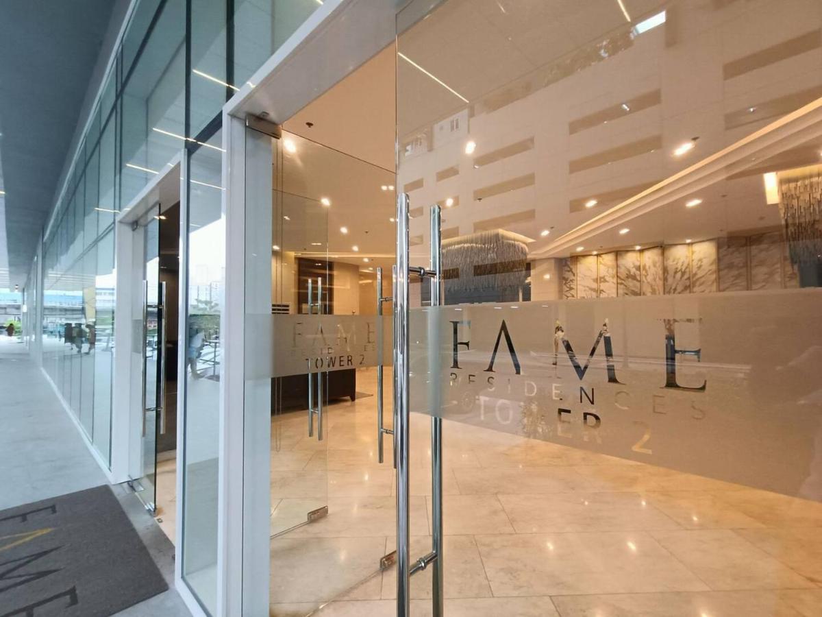 Penthouse Studio At Fame Residence 41St Floor, Shangrila-Megamall Manila Exterior photo